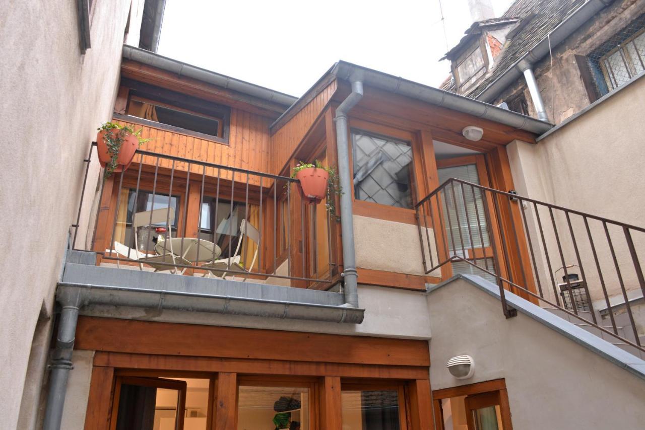 Appartement La Terrasse Sur Cour Colmar Exteriör bild